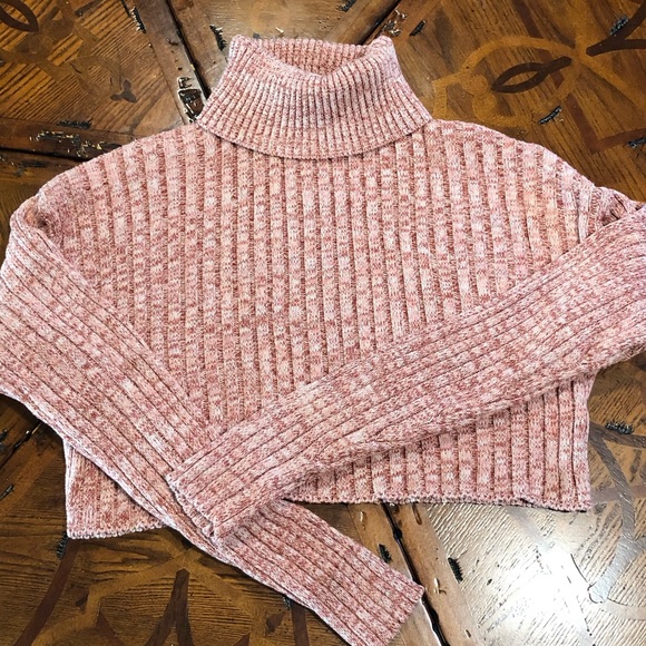 🌈3/$15🌈Forever 21 Cropped Sweater - Picture 3 of 9